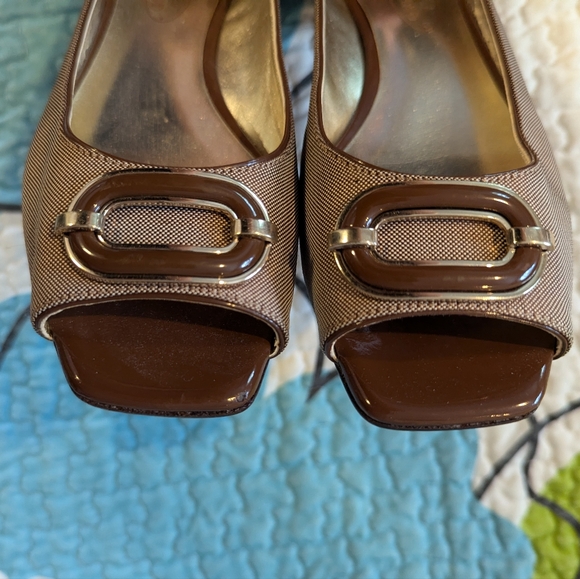 CIRCA Joan & David Women's Fabric Ballet Open Toe Slip On Shoes Flats - Picture 3 of 10